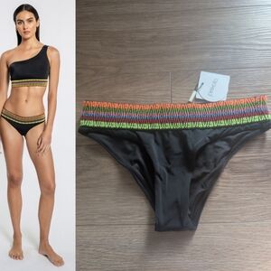 Peixoto | Zoni Bikini Bottom